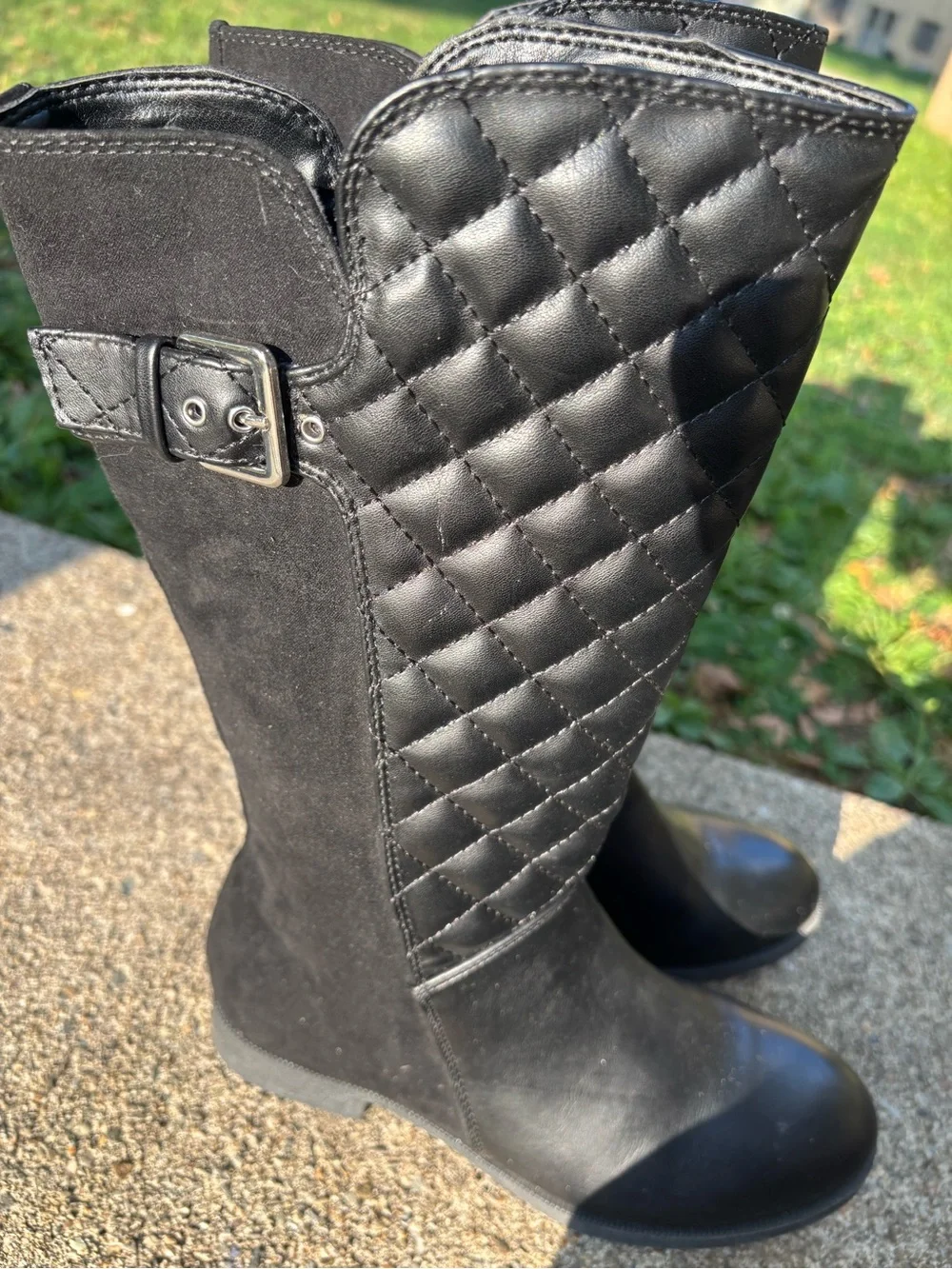 Black Boots by Olive & Edie Full Zip Teagan Girls 4M -See details